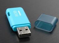 电脑win7系统插U盘系统就很卡死机怎么办？