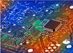 【已解决】Win7系统电脑使用中突然黑屏重启如何解决？