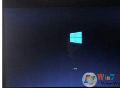 Win10重置完成后一直提示请稍后怎么办？