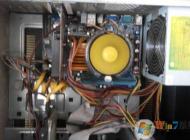 电脑开不了机风扇在转,电脑无法开机指示灯亮屏幕不没显示排查技巧