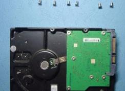 硬盘盒怎么用？硬盘盒安装硬盘的详细操作方法