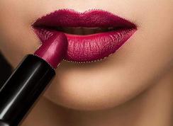 PS人物口红颜色怎么改？一个工具让你想换什么色就什么色！