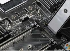 问答：SATA接口和M.2的固态硬盘能装在同一台电脑上吗？