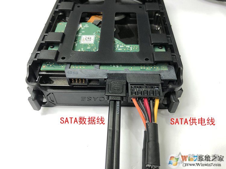 电脑怎么安装固态硬盘？电脑安装M.2和SATA SSD硬盘教程图解